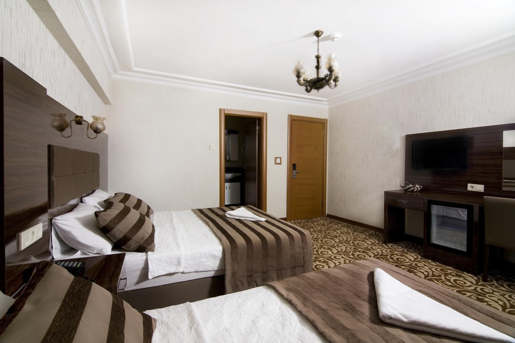 Pelikan Hotel Provincia di Provincia di Istanbul Esterno foto