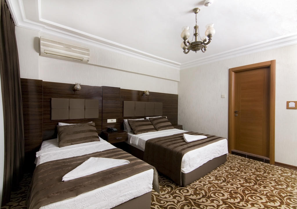 Pelikan Hotel Provincia di Provincia di Istanbul Esterno foto