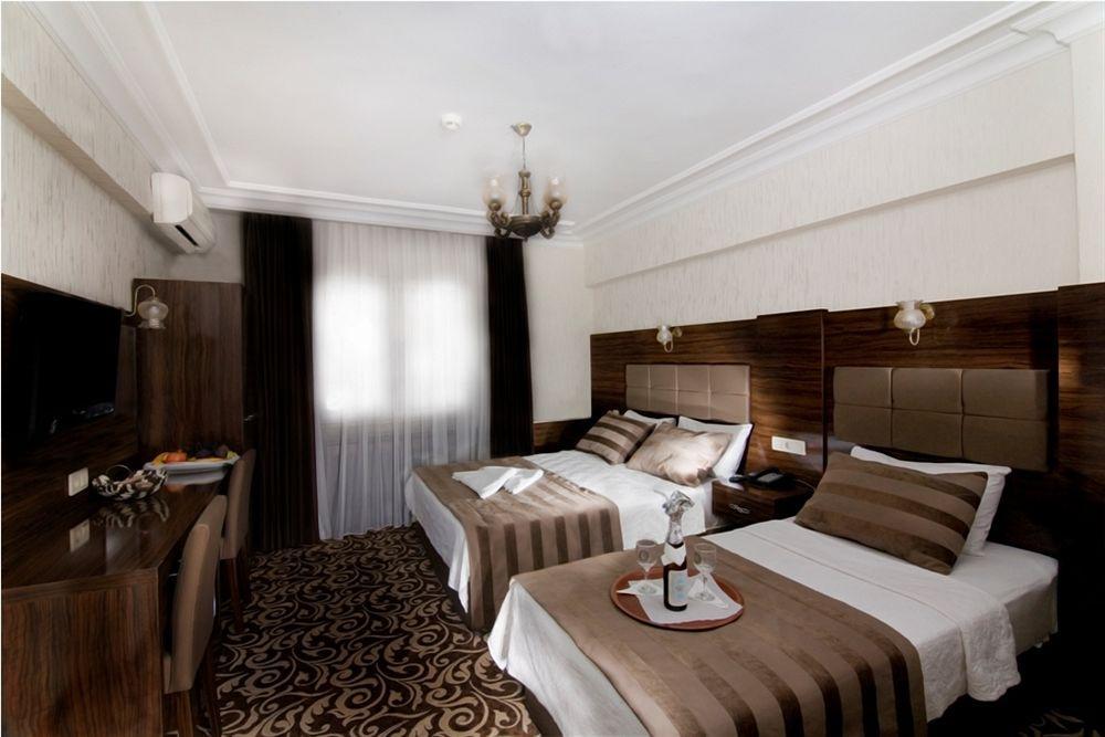 Pelikan Hotel Provincia di Provincia di Istanbul Esterno foto