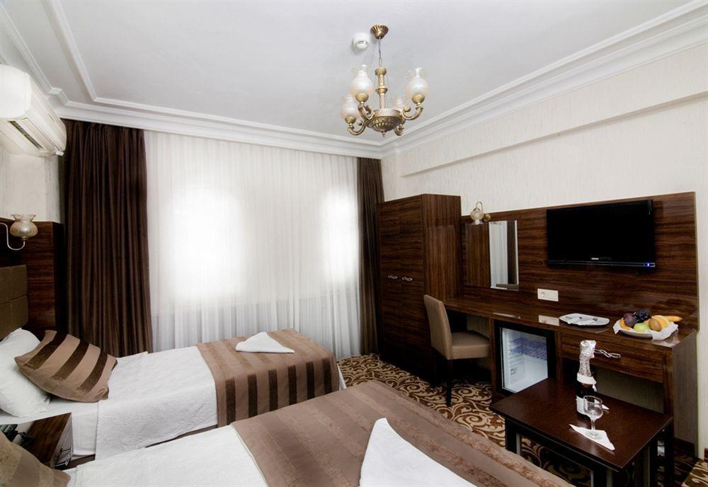 Pelikan Hotel Provincia di Provincia di Istanbul Esterno foto